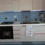 Casa Elicriso 카스텔사르도
